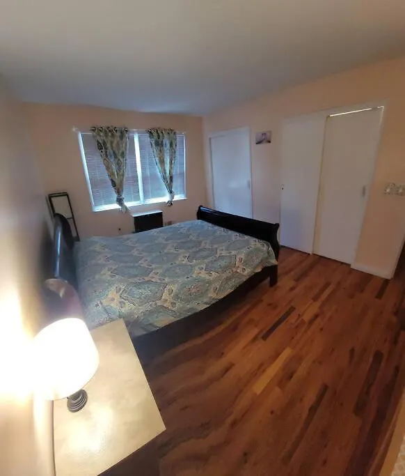 Апартаменты 1St Floor Private Apt Near Ferry To Nyc And Park Нью-Йорк США